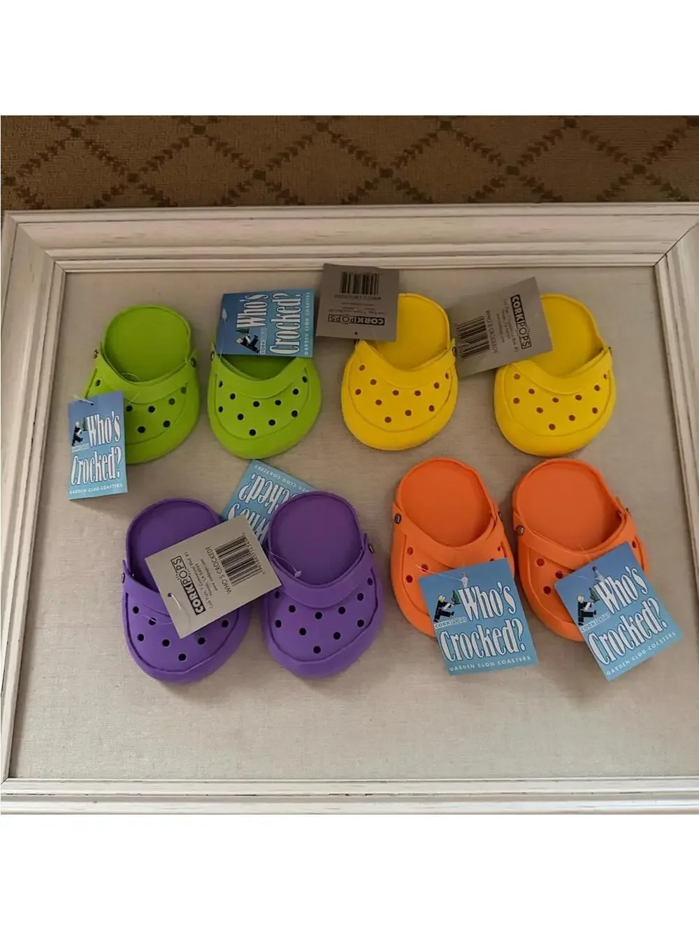 Vintage Mini colorful Croc wine stem covers and pineapple wine charms - NIB